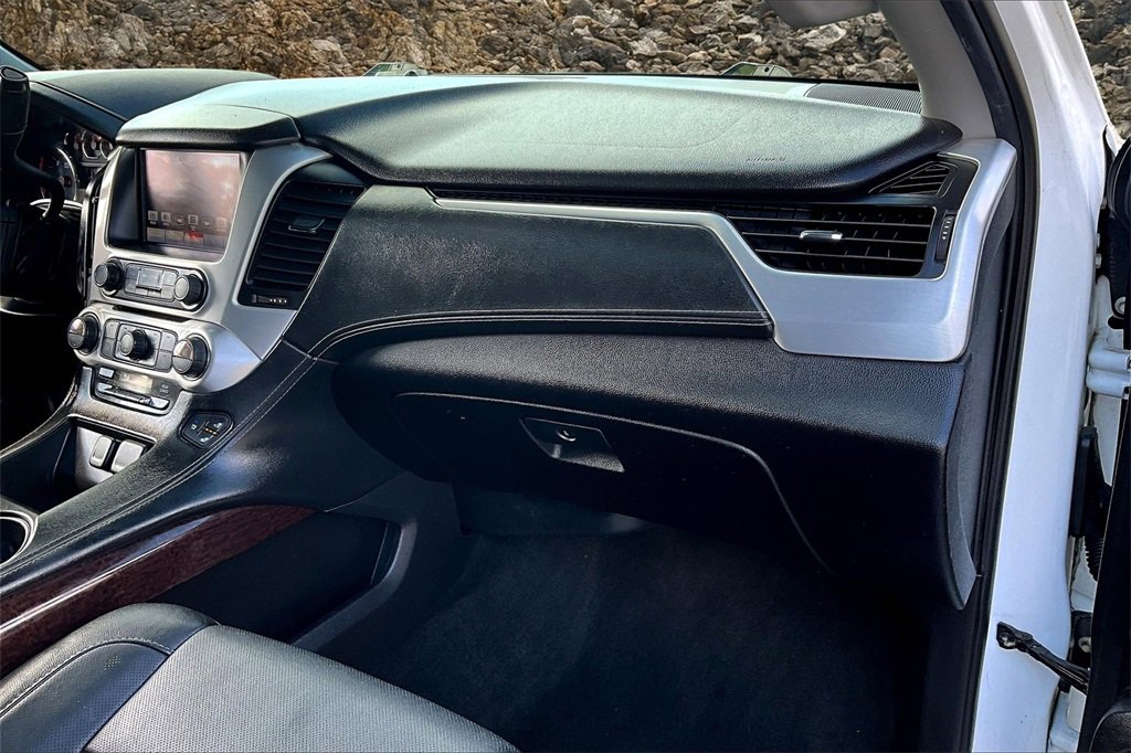 Used 2016 GMC Yukon SLT w/ Open Road Package image 16