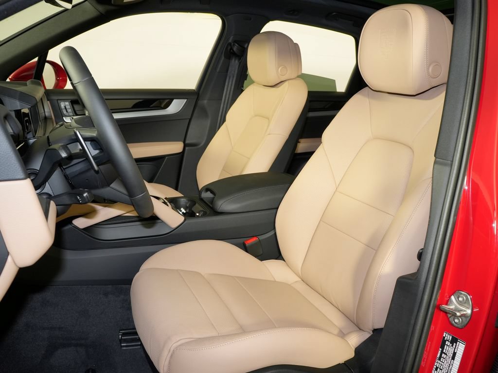 New 2026 Porsche Cayenne AWD/4WD image 5