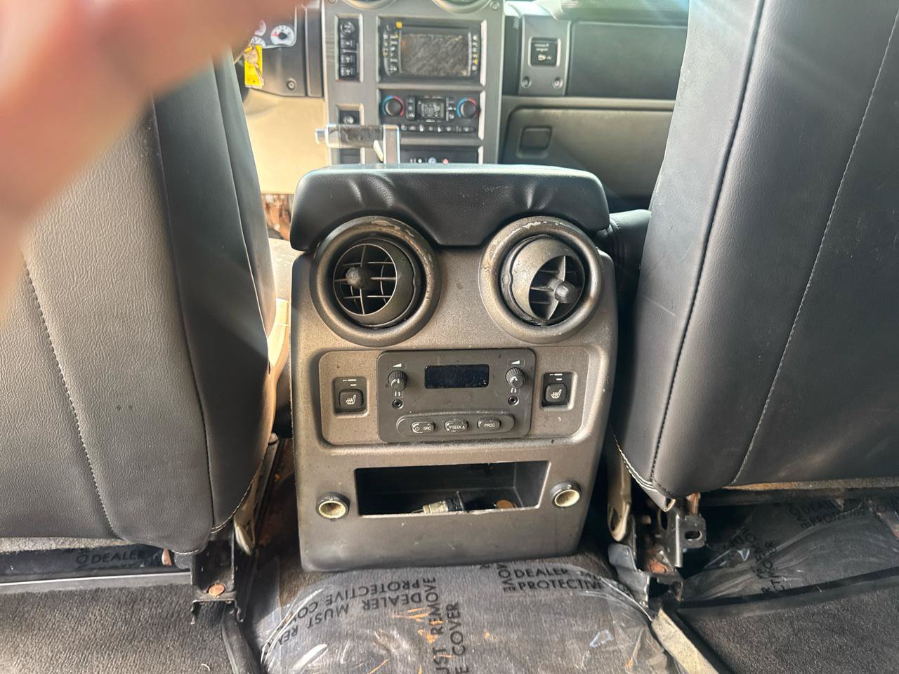Used 2004 HUMMER H2 w/ Preferred Equipment Group AWD/4WD image 20