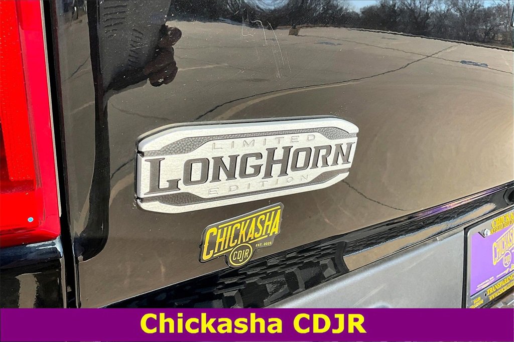 New 2025 RAM 1500 Limited w/ Trailer Tow Group image 9