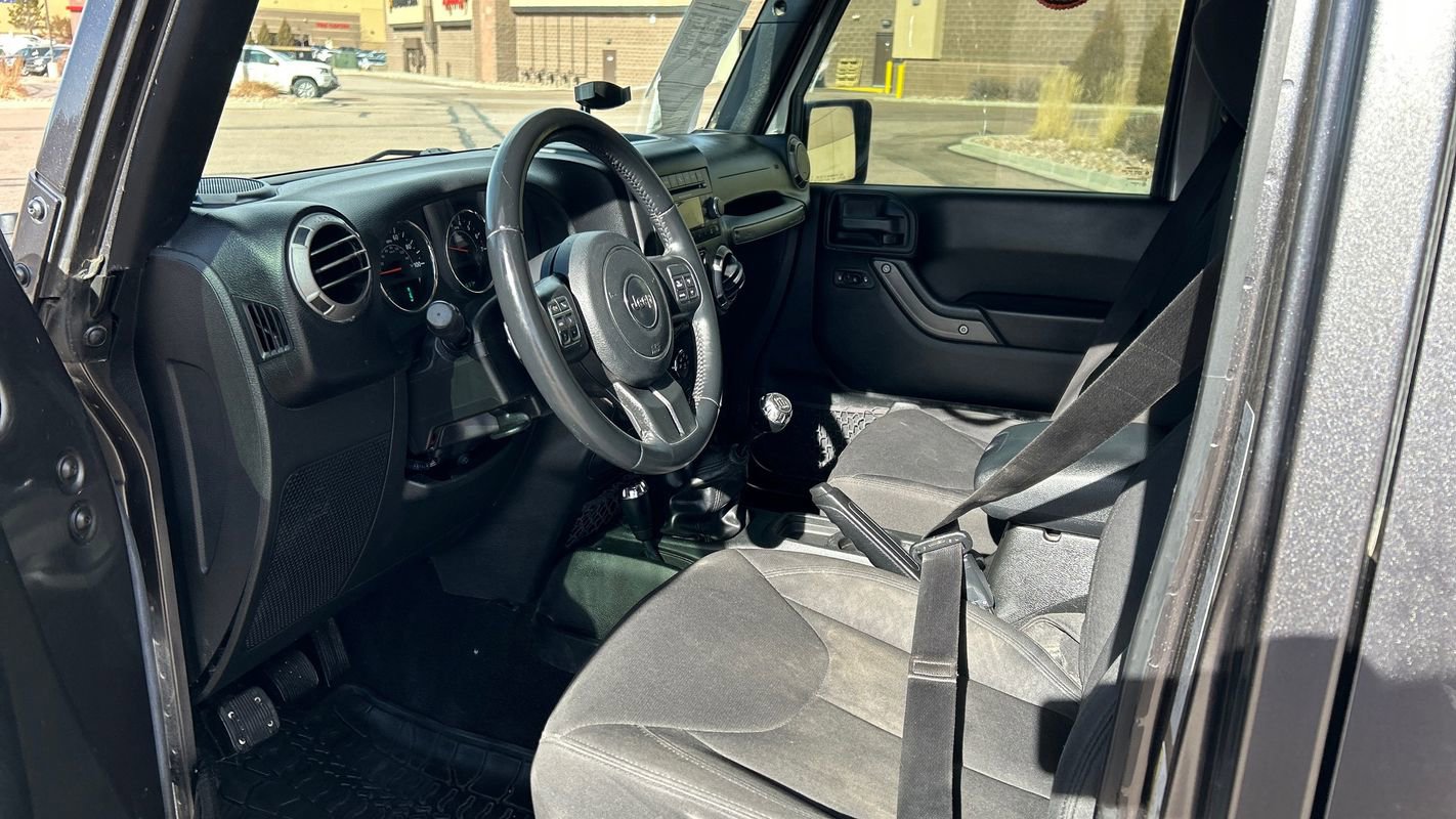 Used 2017 Jeep Wrangler Unlimited Sport w/ Quick Order Package 23S image 9