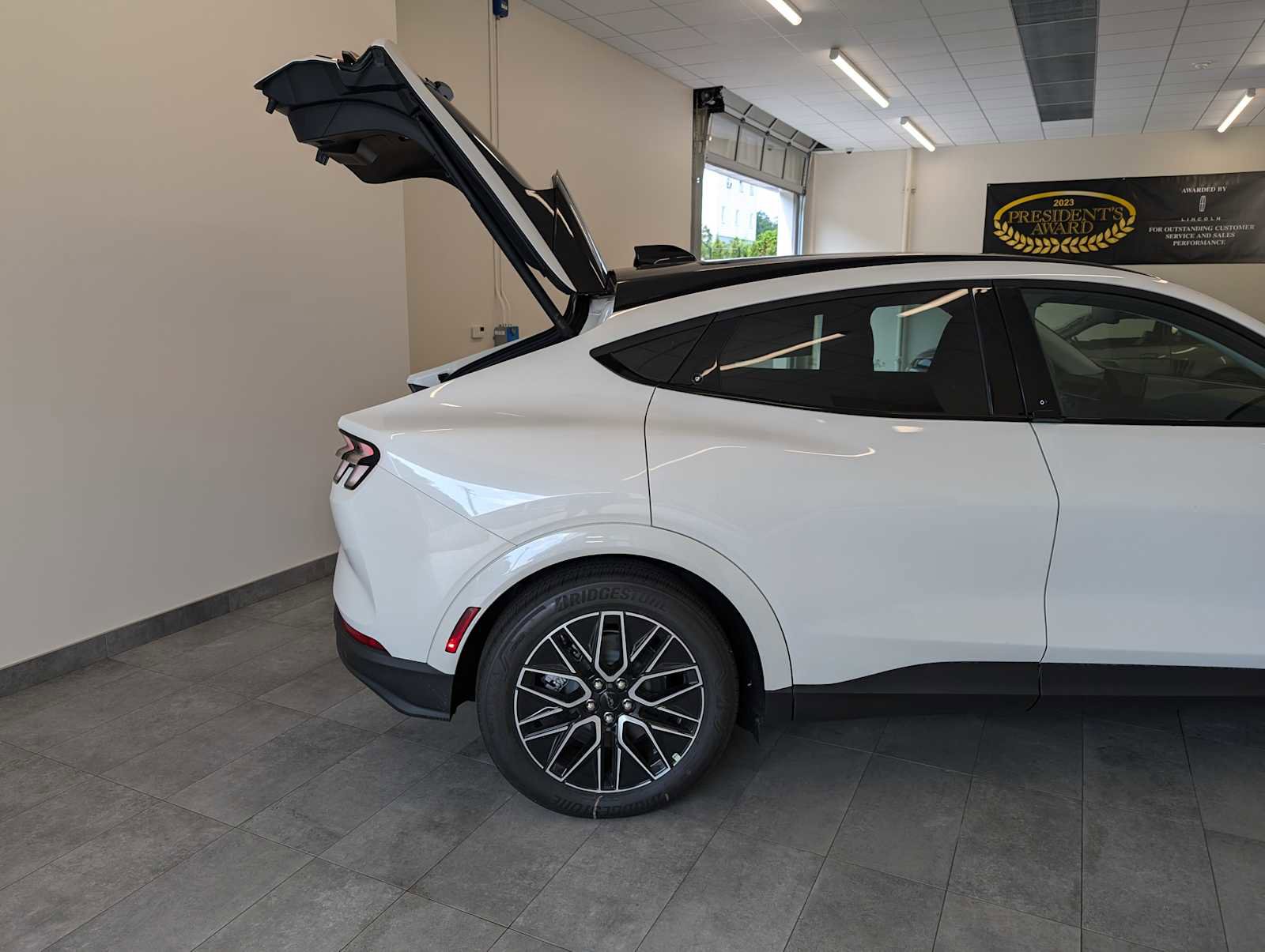 New 2025 Ford Mustang Mach-E Premium image 6