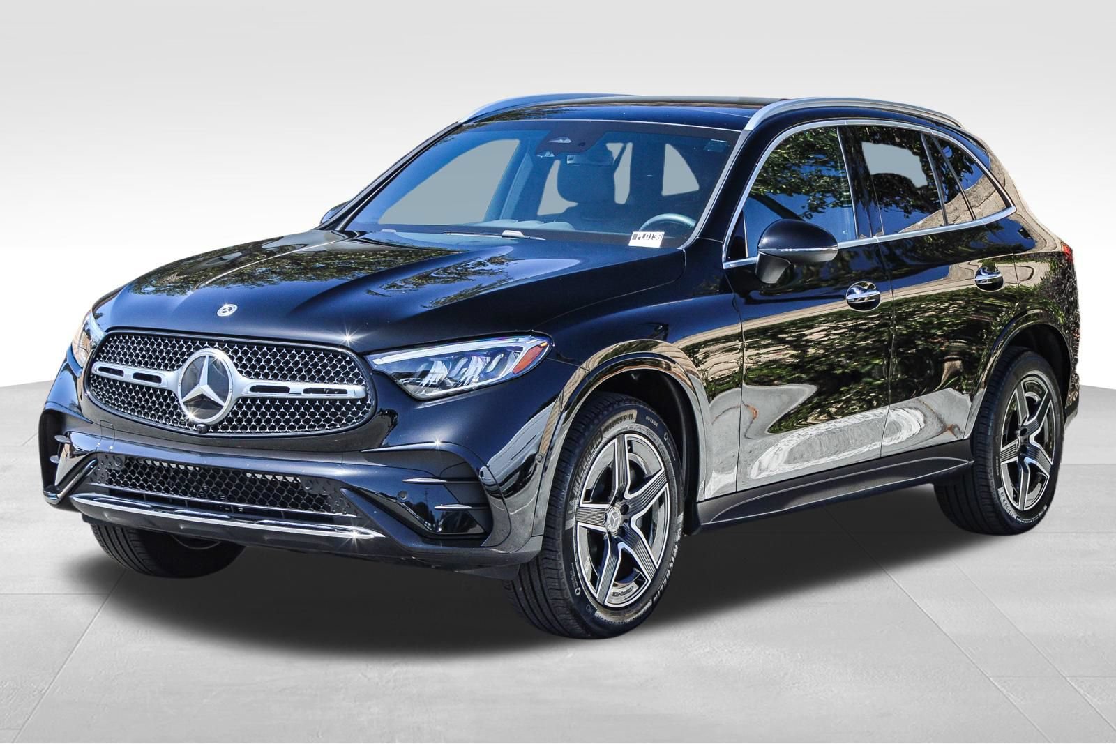 Certified 2026 Mercedes-Benz GLC 300 4MATIC image 3