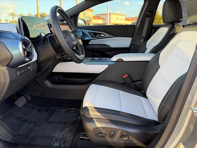 Certified 2026 Chevrolet Equinox EV LT FWD image 6