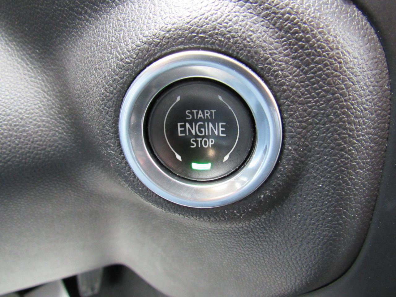 Used 2020 Chevrolet Silverado 1500 LT w/ All-Star Edition image 19