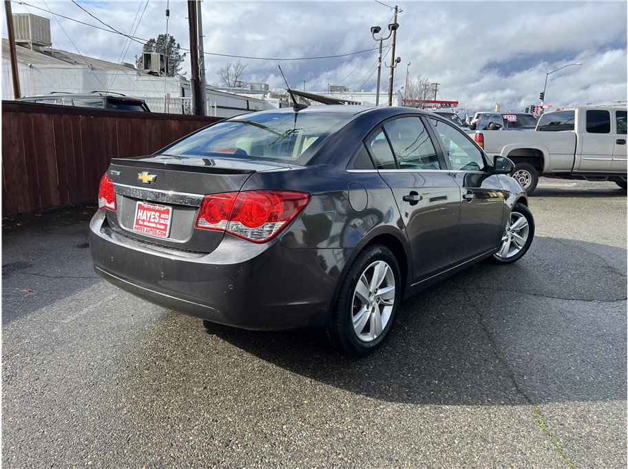 Used 2014 Chevrolet Cruze Diesel w/ Enhanced Safety Package FWD image 6