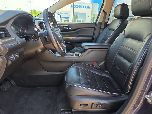 Used 2018 GMC Acadia Denali w/ Technology Package AWD/4WD image 10