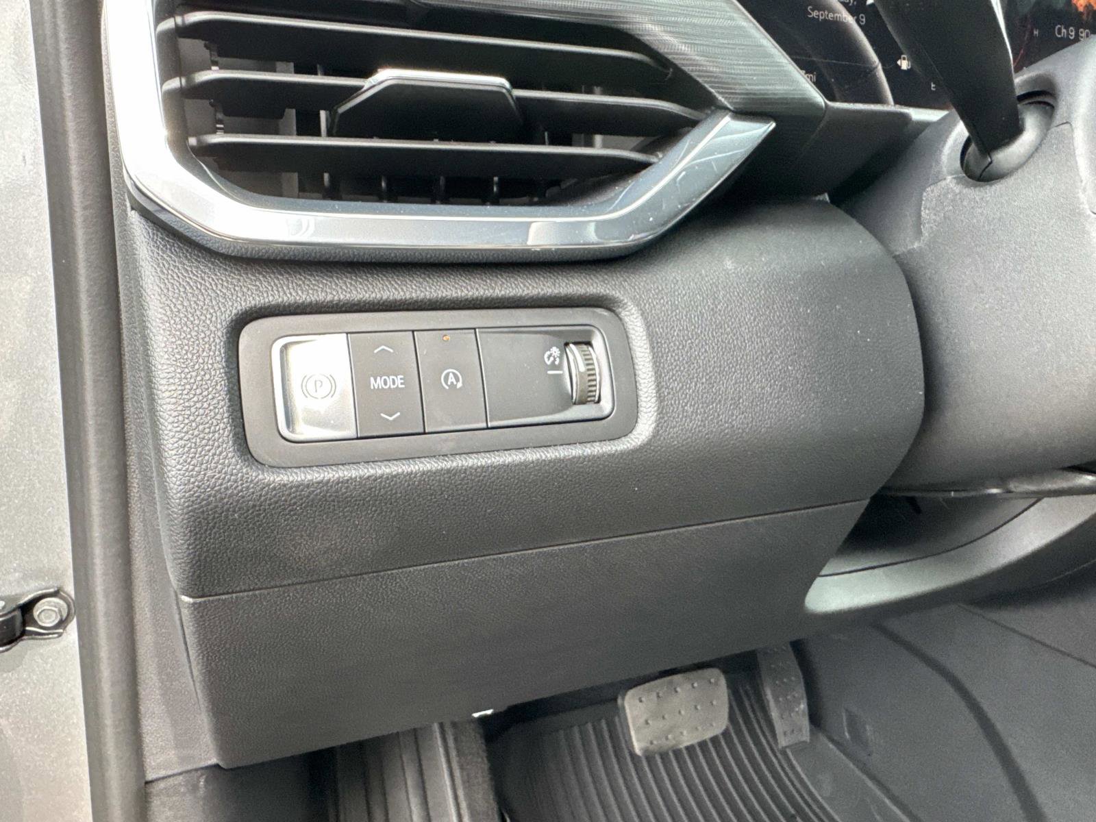 New 2026 GMC Acadia Elevation w/ Elevation Premium Package image 36