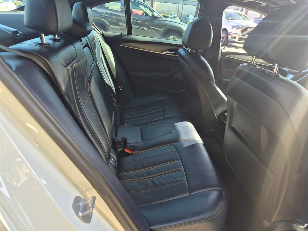 Used 2019 BMW 540i w/ M Sport Package RWD image 24