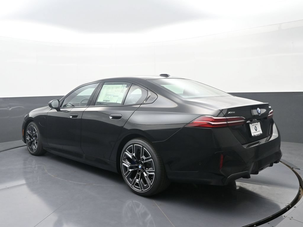 New 2026 BMW 550e xDrive w/ Executive Package AWD/4WD image 5