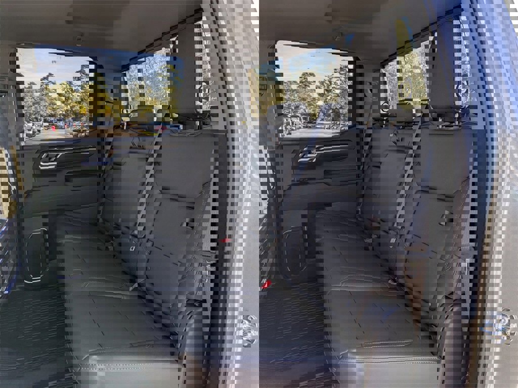 New 2026 GMC Sierra 1500 Elevation w/ Elevation Premium Package image 14