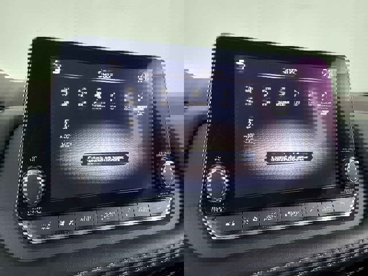 Used 2022 Nissan Rogue SV image 15