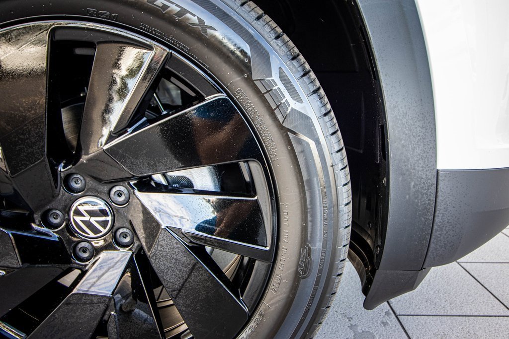 New 2026 Volkswagen Atlas Cross Sport SE image 20