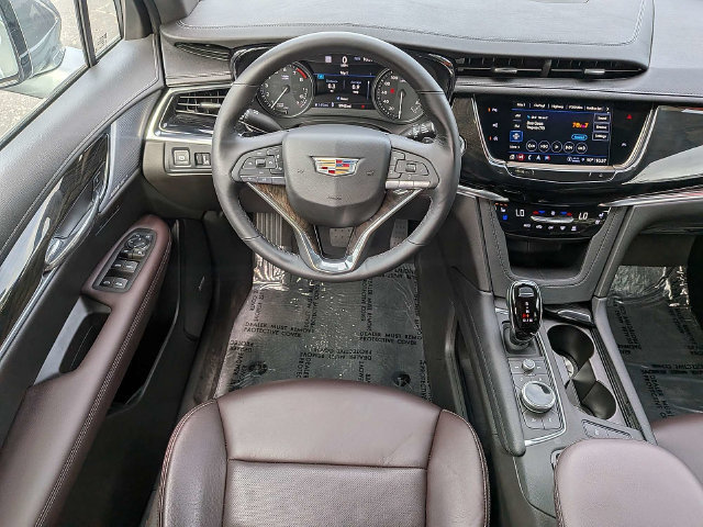 Certified 2024 Cadillac XT6 Premium Luxury w/ Technology Package FWD image 20