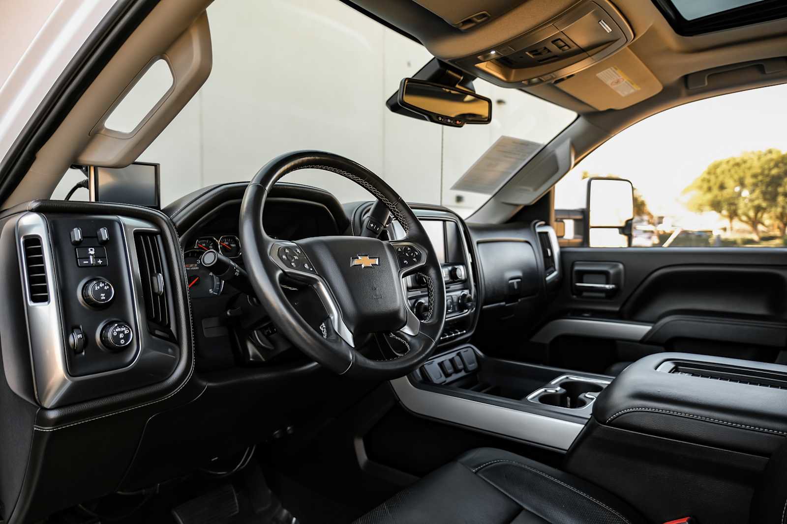 Used 2016 Chevrolet Silverado 3500 LTZ w/ Duramax Plus Package image 3