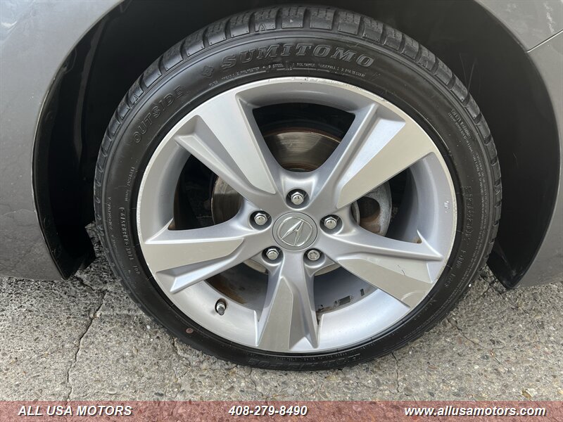 Used 2013 Acura ILX w/ Technology Package FWD image 11
