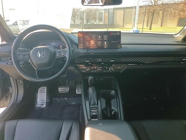 Used 2023 Honda Accord Sport image 12