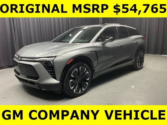 Used 2025 Chevrolet Blazer EV RS AWD/4WD image 2