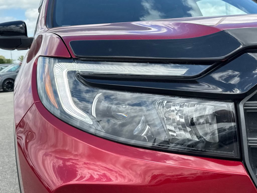 Used 2023 Honda Passport TrailSport image 16