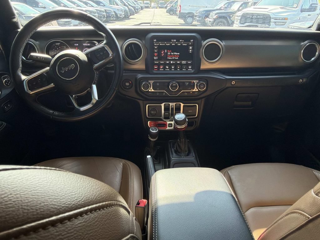 Used 2020 Jeep Wrangler Unlimited Rubicon AWD/4WD image 17