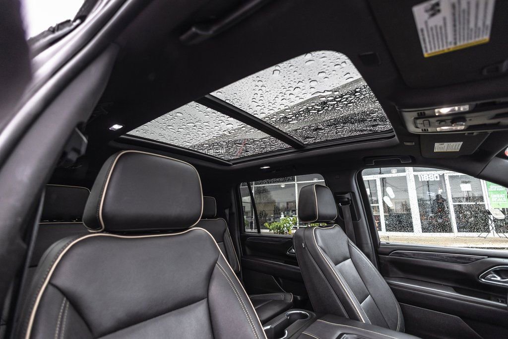 Used 2023 GMC Yukon XL SLT image 24