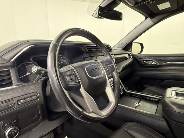 Used 2021 GMC Yukon XL Denali image 17