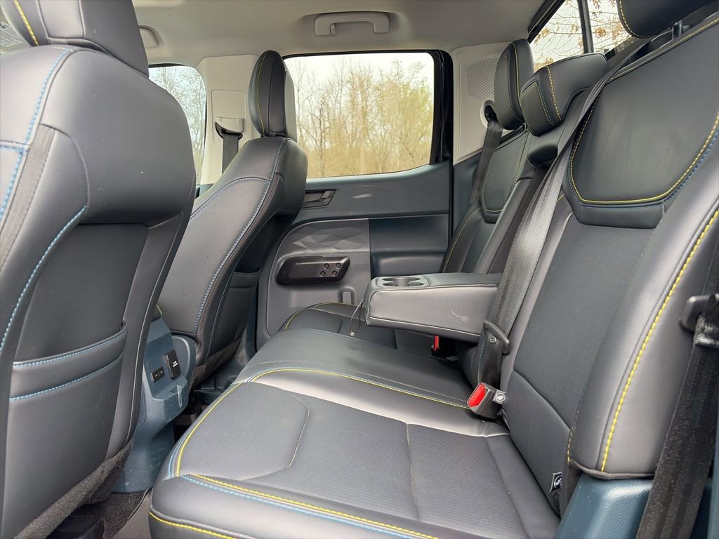 Used 2025 Ford Maverick Lobo AWD/4WD image 25