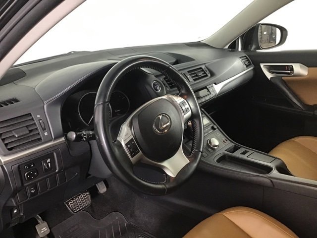 Used 2012 Lexus CT 200h image 8