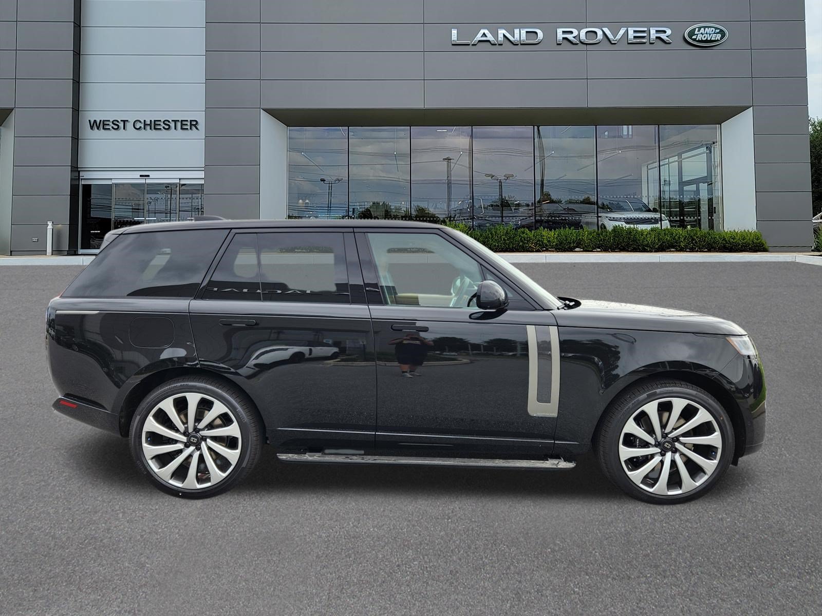 New 2027 Land Rover Range Rover Autobiography AWD/4WD image 6