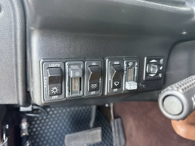 Used 2001 HUMMER H1 4-Door Open Top AWD/4WD image 17
