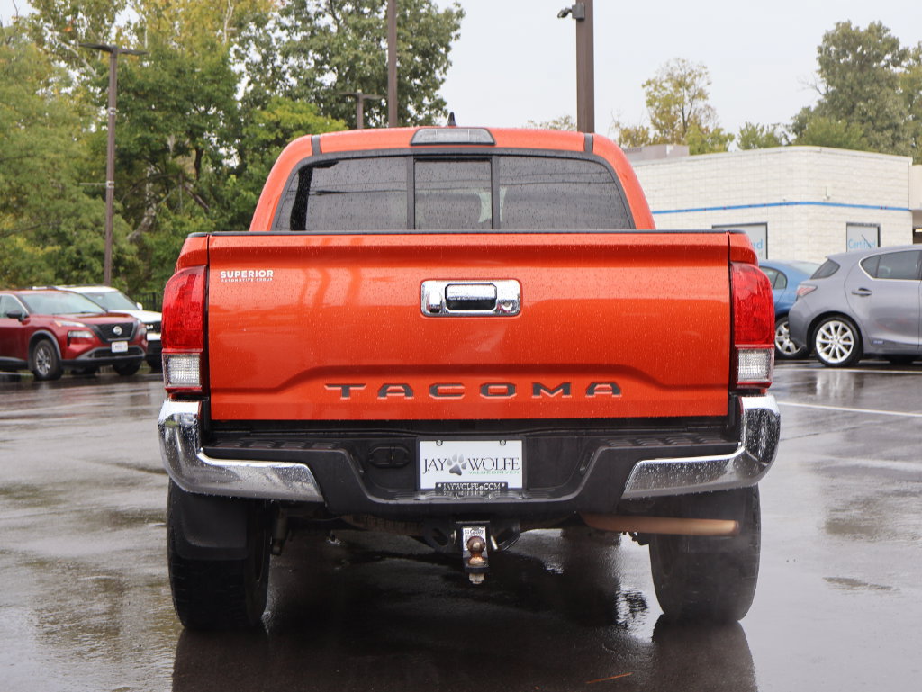 Used 2016 Toyota Tacoma TRD Off-Road w/ Towing Package AWD/4WD image 6