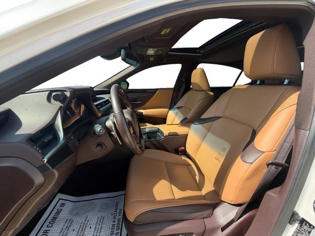 Used 2020 Lexus ES 350 w/ Premium Package FWD image 10