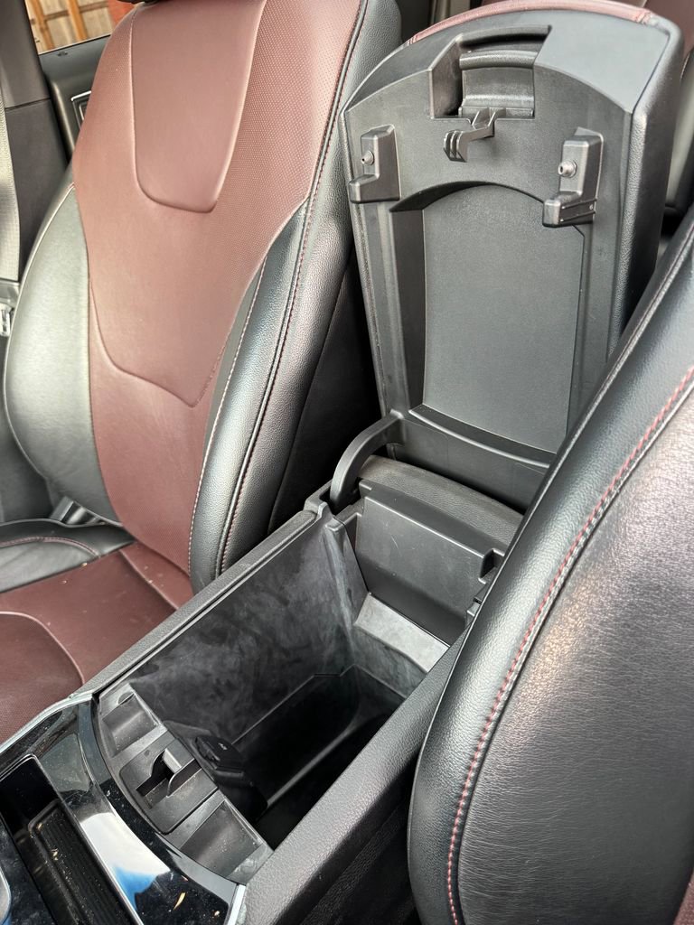 Used 2020 Ford Edge Titanium w/ Equipment Group 301A image 28