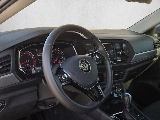 Used 2020 Volkswagen Jetta SE image 8