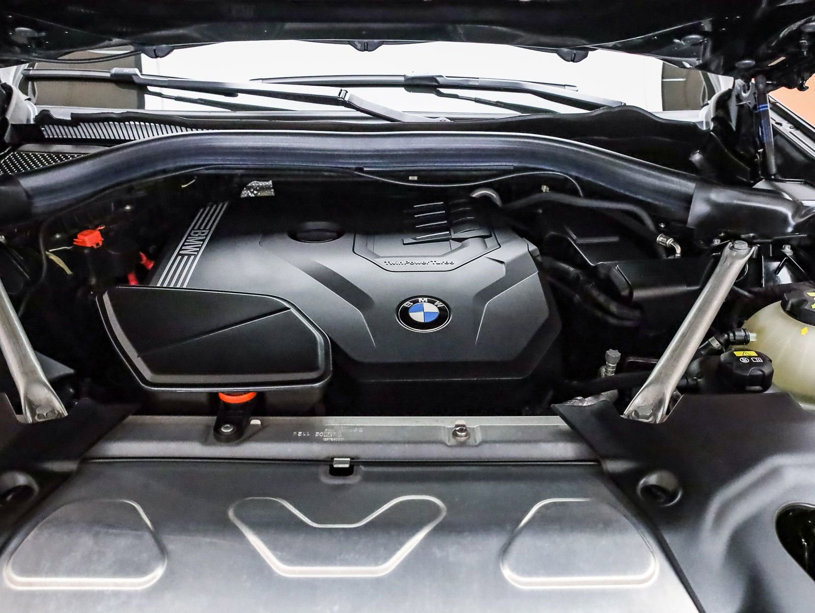 Used 2022 BMW X4 xDrive30i w/ M Sport Package 2 image 29