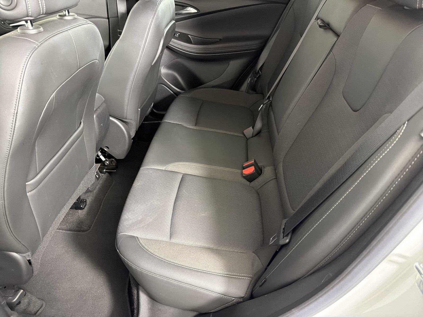 Certified 2023 Buick Encore GX Select w/ Safety Package II FWD image 18