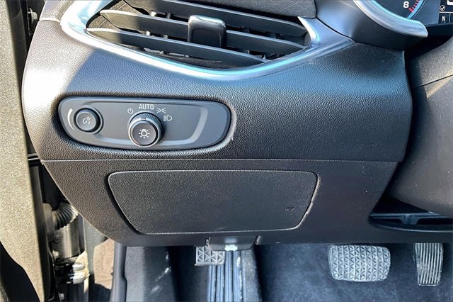 Used 2021 Chevrolet Malibu LT image 14