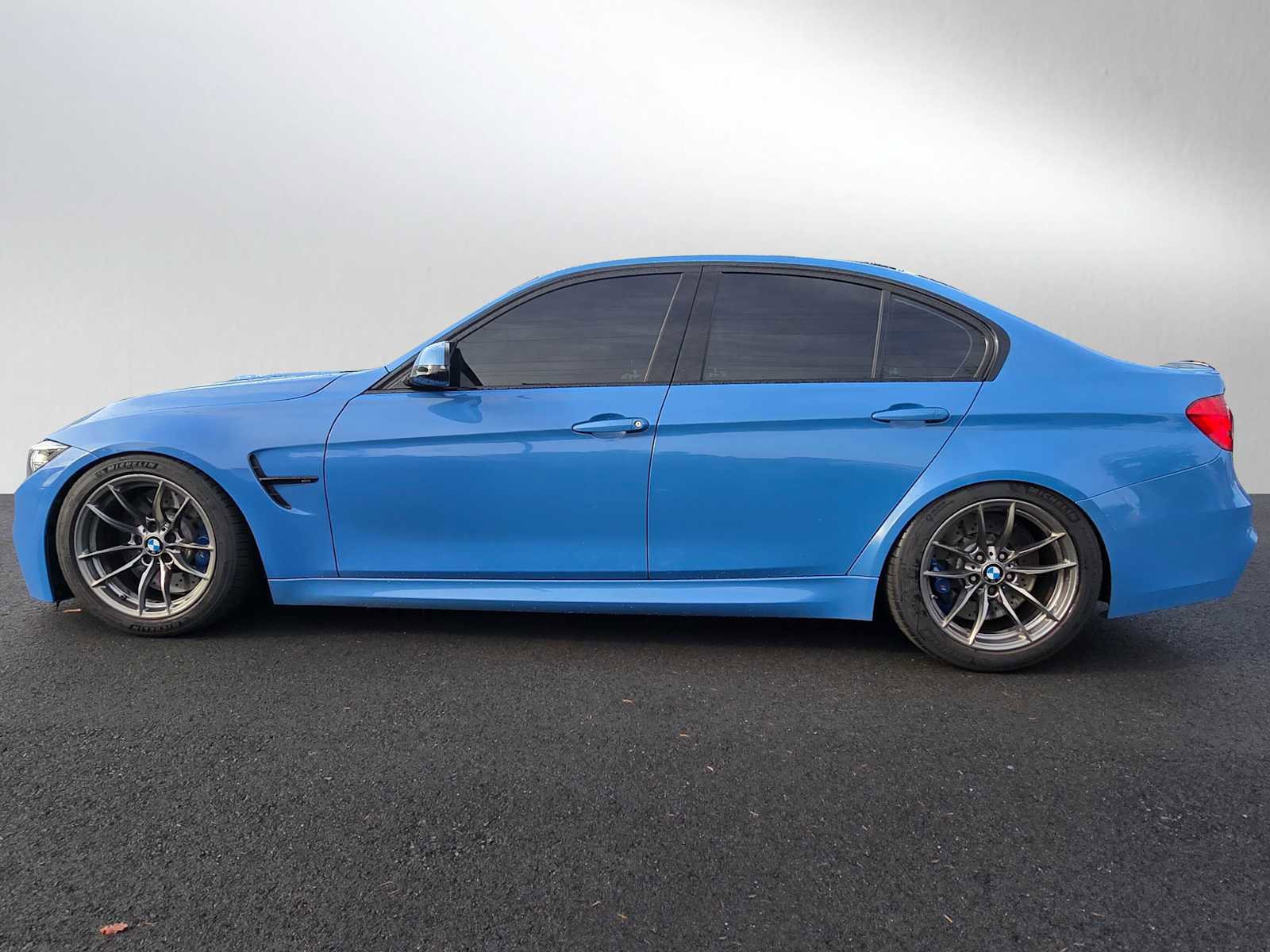 Used 2018 BMW M3 image 6