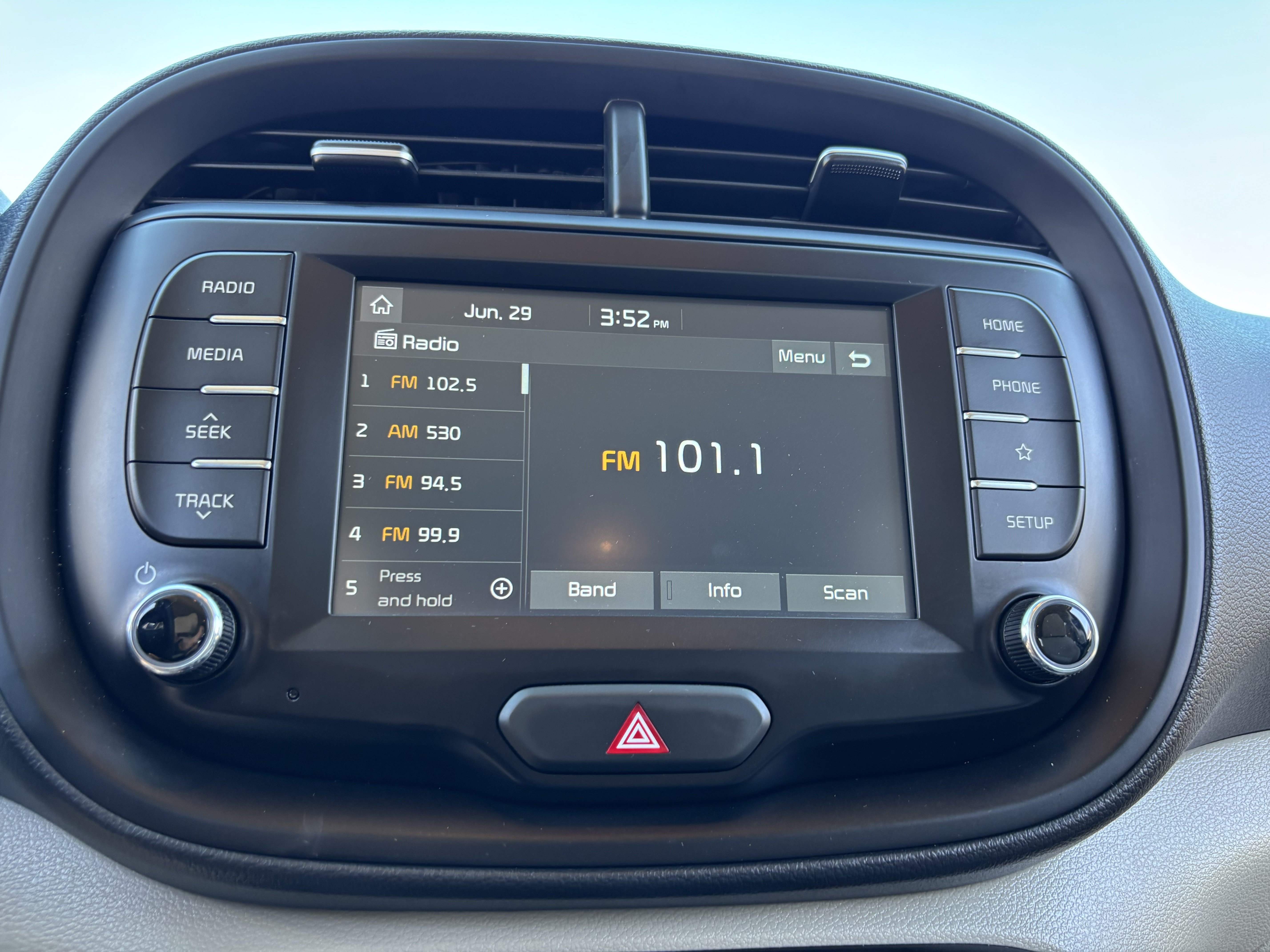 Certified 2021 Kia Soul LX FWD image 20