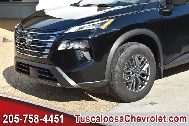 Used 2024 Nissan Rogue S image 38