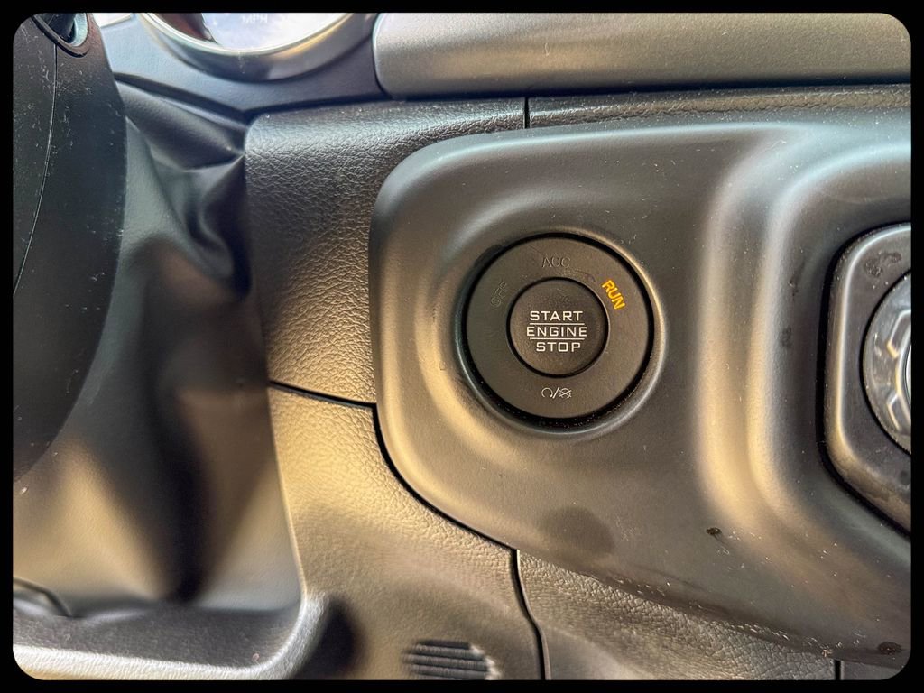 Used 2023 Jeep Wrangler Unlimited Sport AWD/4WD image 24