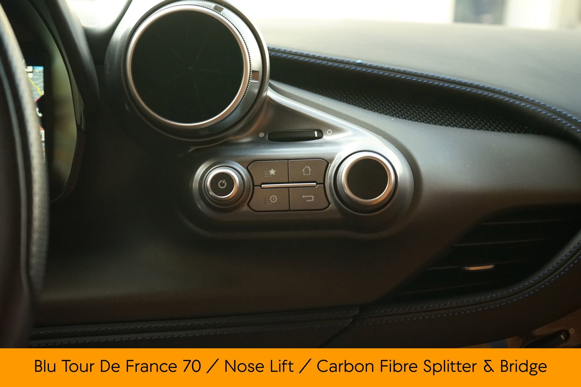 Used 2021 Ferrari F8 Tributo image 27