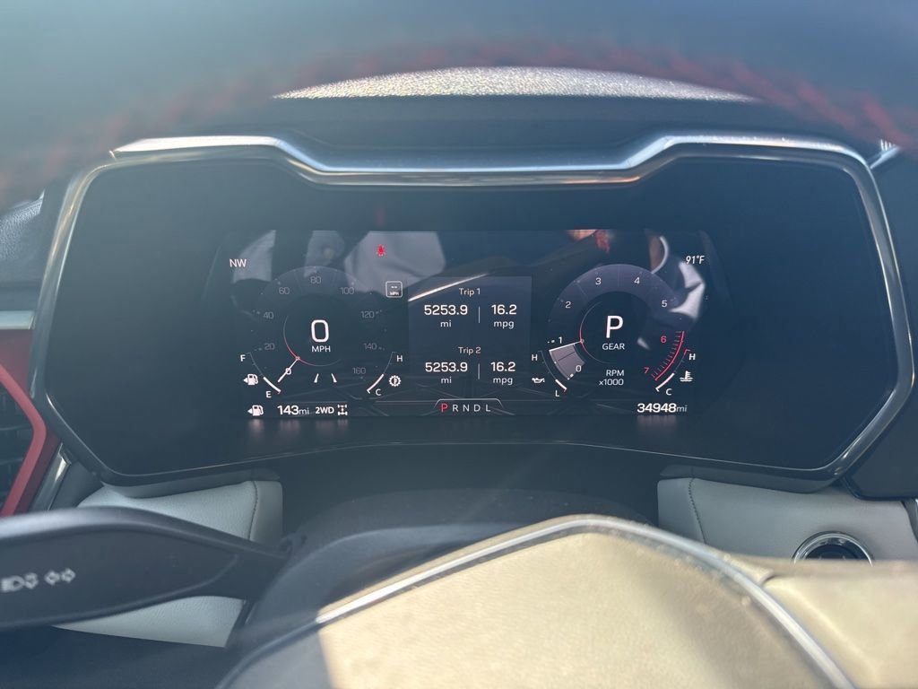 Used 2023 GMC Canyon AT4X w/ Edition 1 AWD/4WD image 7