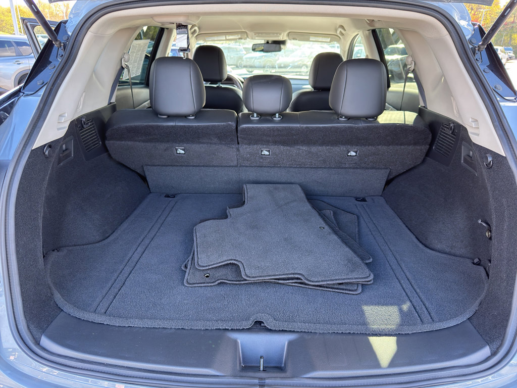 Certified 2023 Nissan Murano SV w/ SV Midnight Edition Package image 34