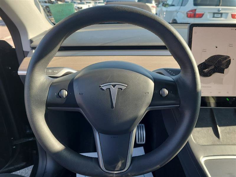 Used 2022 Tesla Model Y Performance image 6