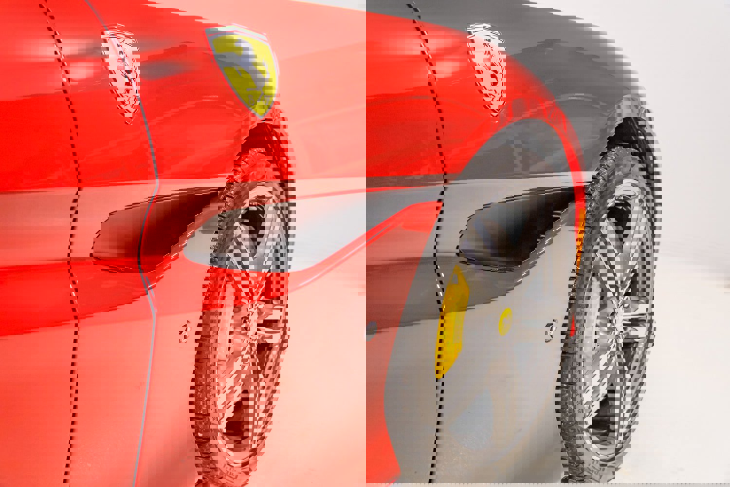 Used 2020 Ferrari Portofino image 44