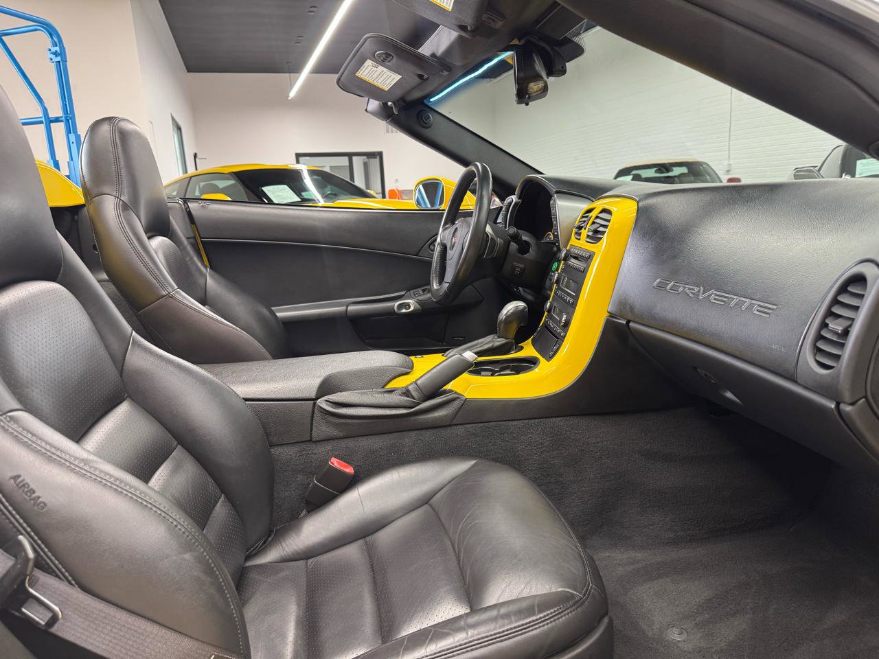 Used 2006 Chevrolet Corvette Convertible w/ Preferred Equipment Group image 48