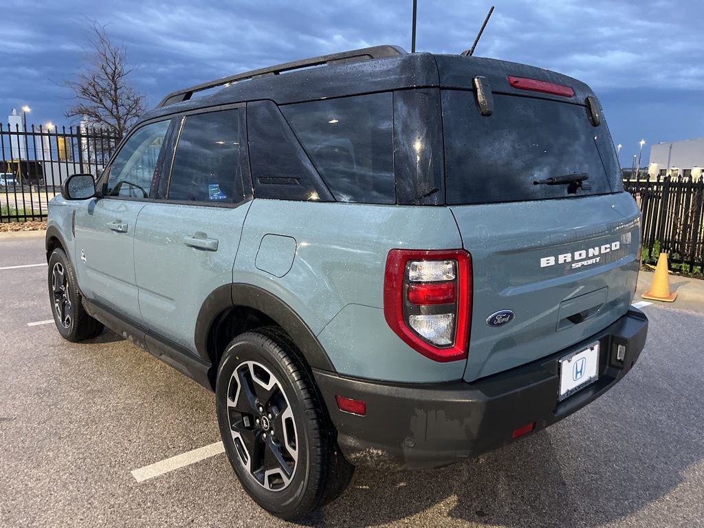 Used 2021 Ford Bronco Sport Outer Banks w/ Outer Banks Package image 6