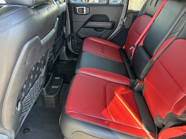 Used 2023 Jeep Wrangler Unlimited Rubicon 4xe AWD/4WD image 18