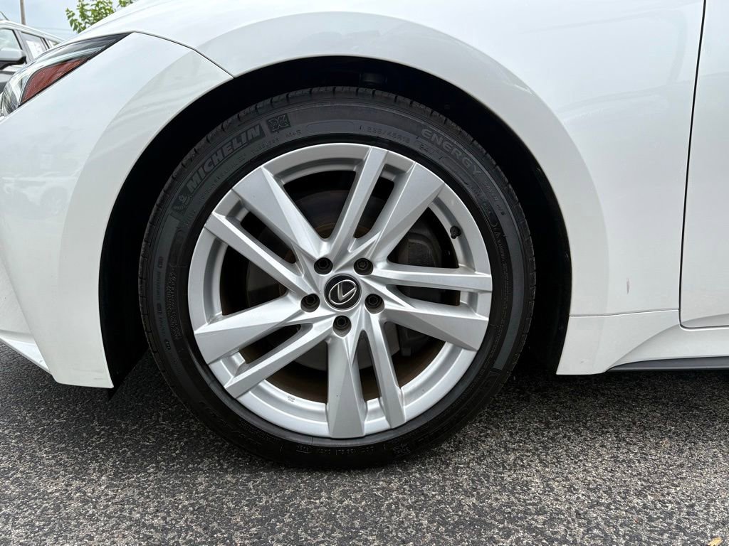 Used 2023 Lexus IS 300 w/ Comfort Package RWD image 10